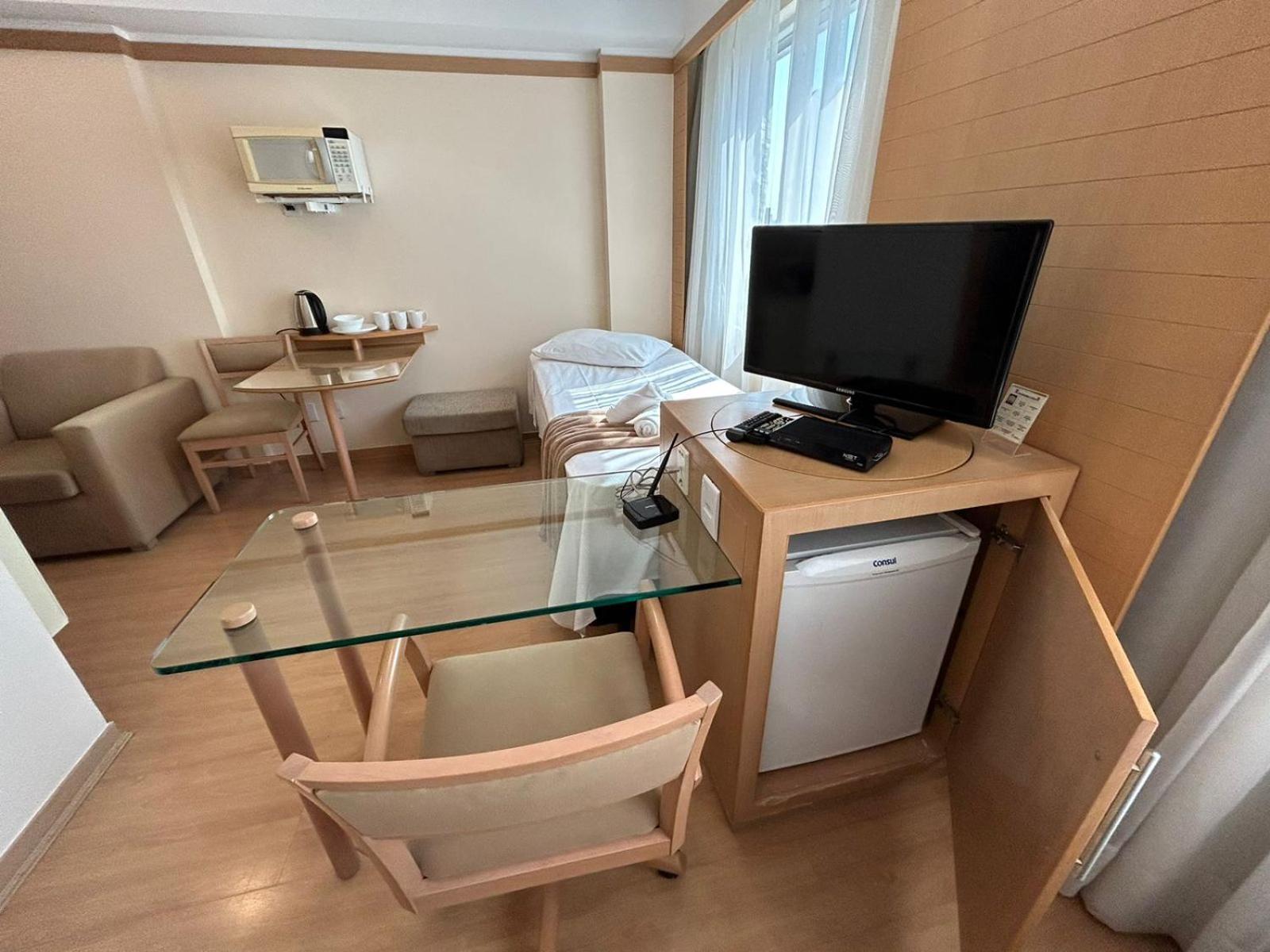 Apto 1107 - Flat Bela Cintra - Proximo Avenida Paulista サンパウロ エクステリア 写真