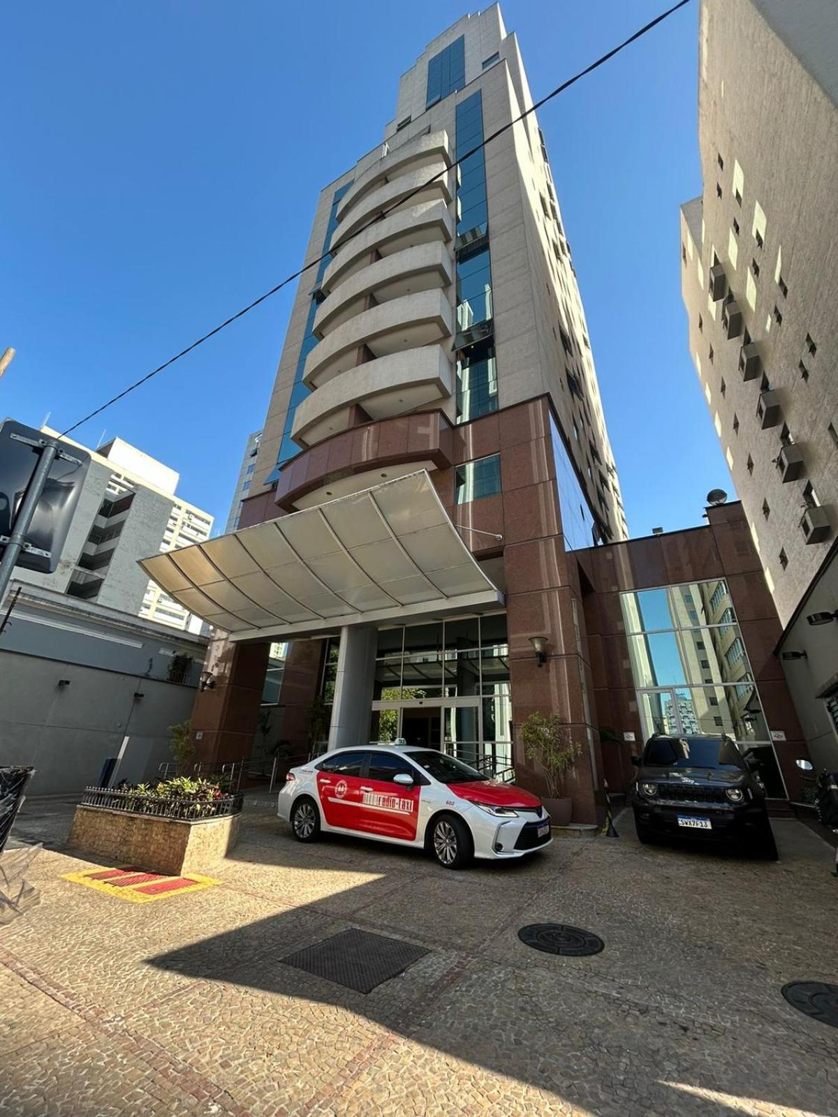 Apto 1107 - Flat Bela Cintra - Proximo Avenida Paulista サンパウロ エクステリア 写真